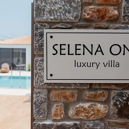 Selena One Luxury With Private Swimming Pool *